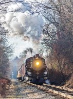 RBMN 425 pulling the Santa Train up the Schuylkill River Valley